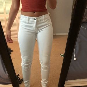 Hollister White Skinny Jeans
